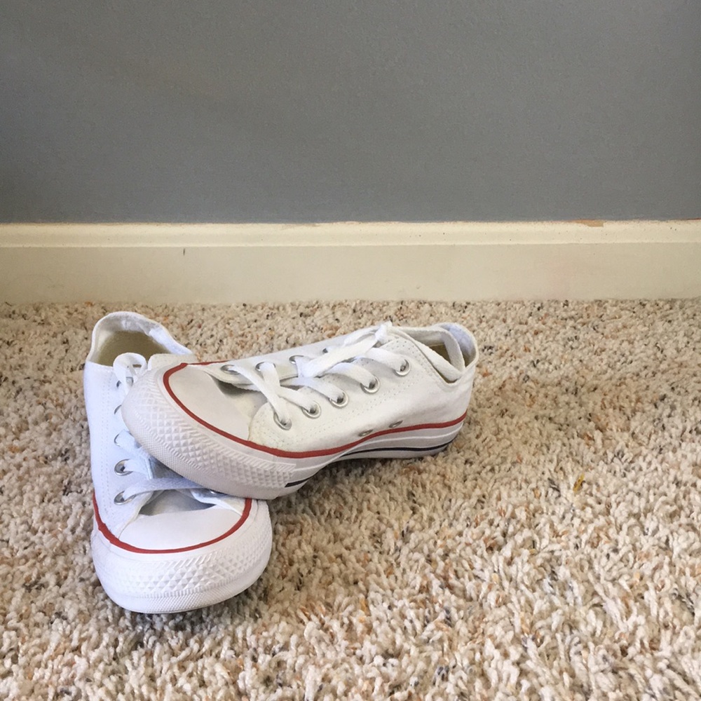 Size 6 White Converse